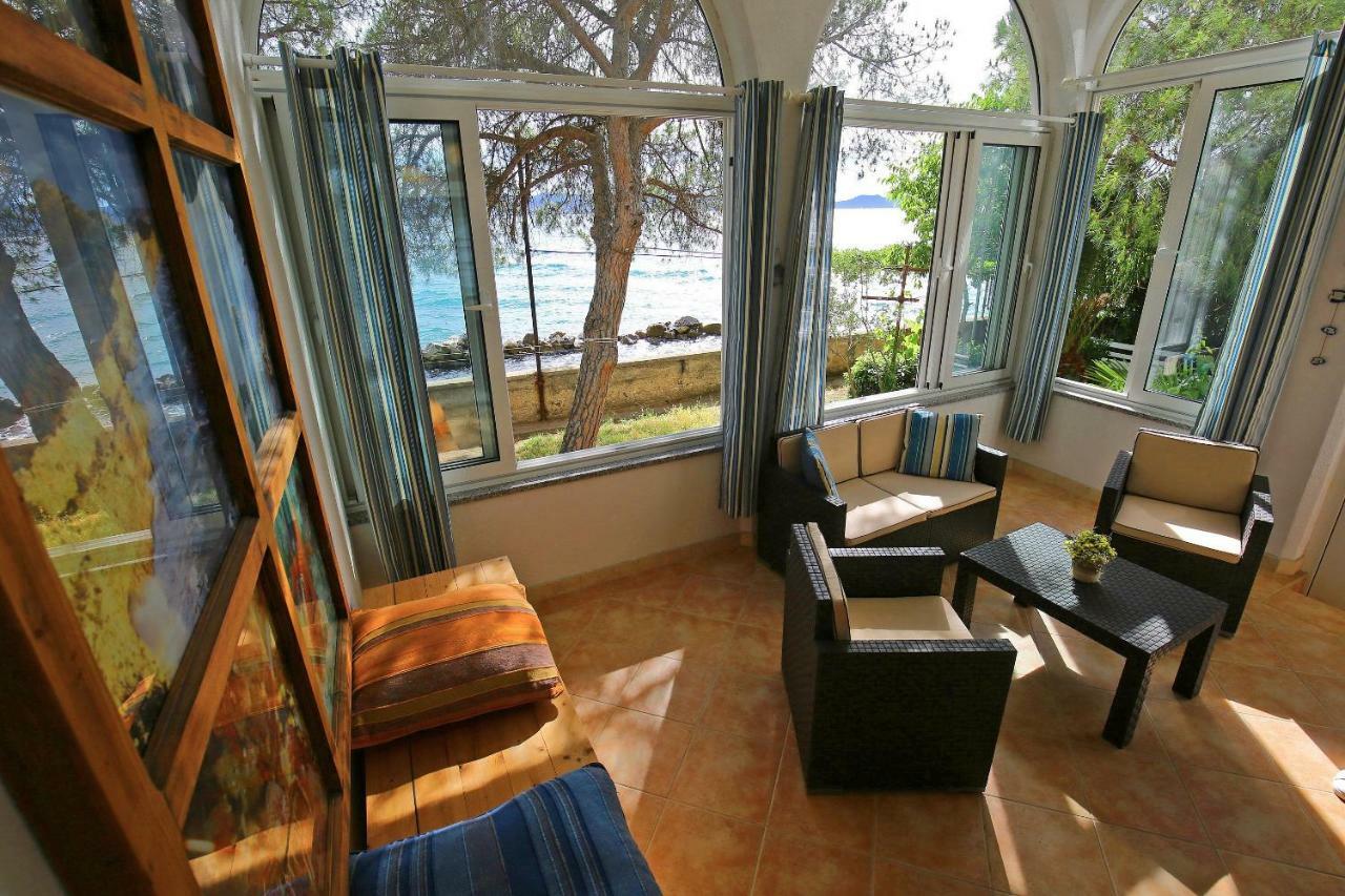 Seafront Beach Apartment - Directly At The Beach ザダル エクステリア 写真