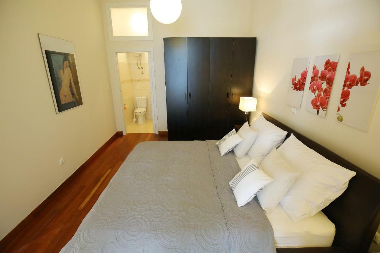 Seafront Beach Apartment - Directly At The Beach ザダル エクステリア 写真