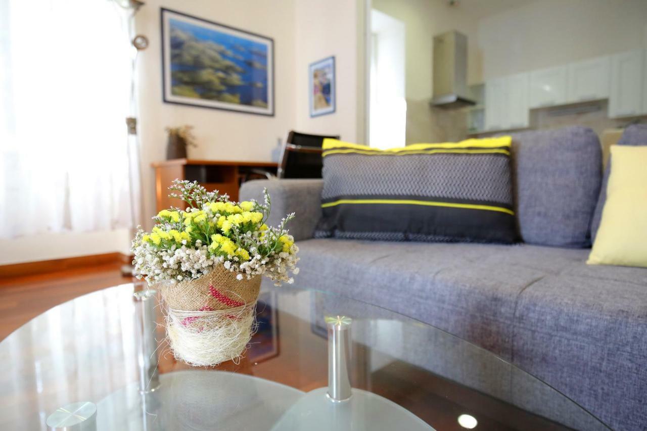 Seafront Beach Apartment - Directly At The Beach ザダル エクステリア 写真