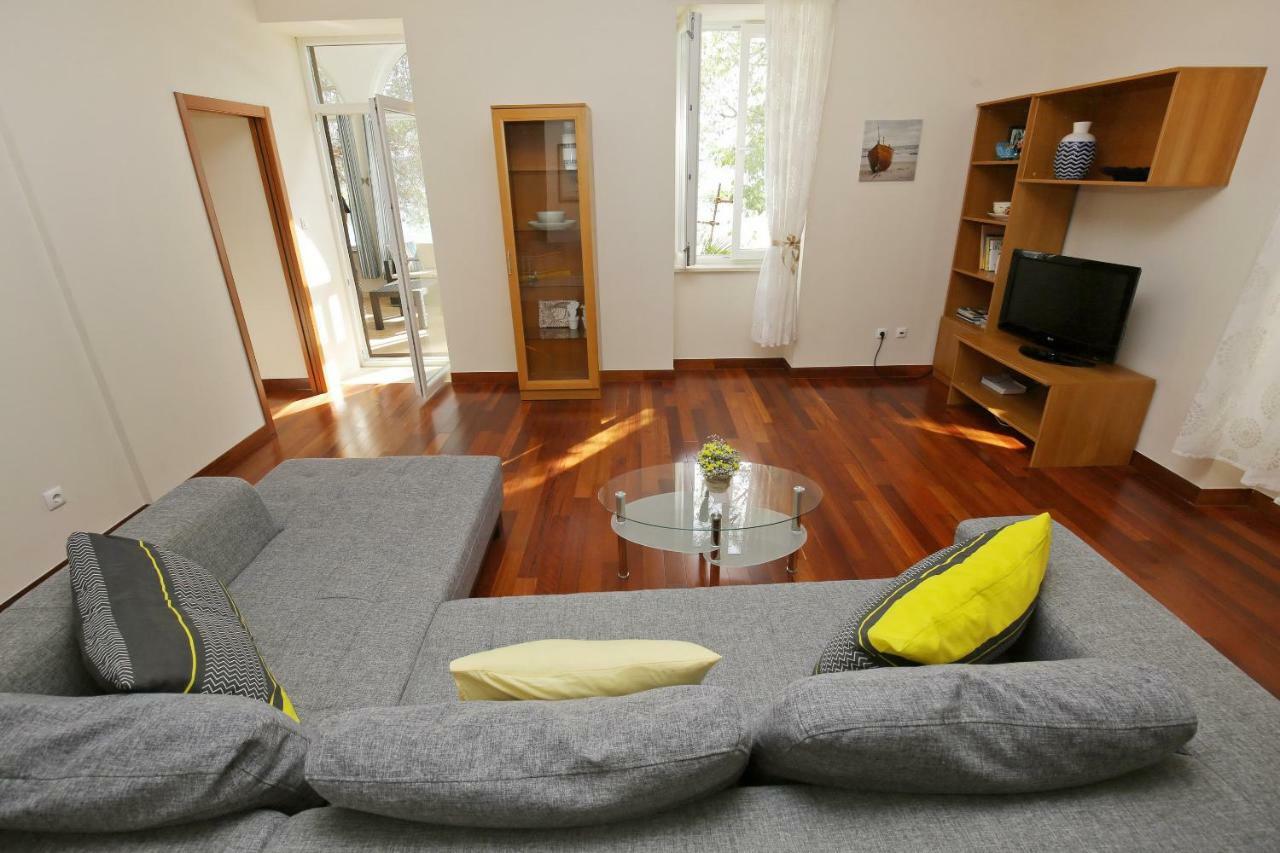 Seafront Beach Apartment - Directly At The Beach ザダル エクステリア 写真