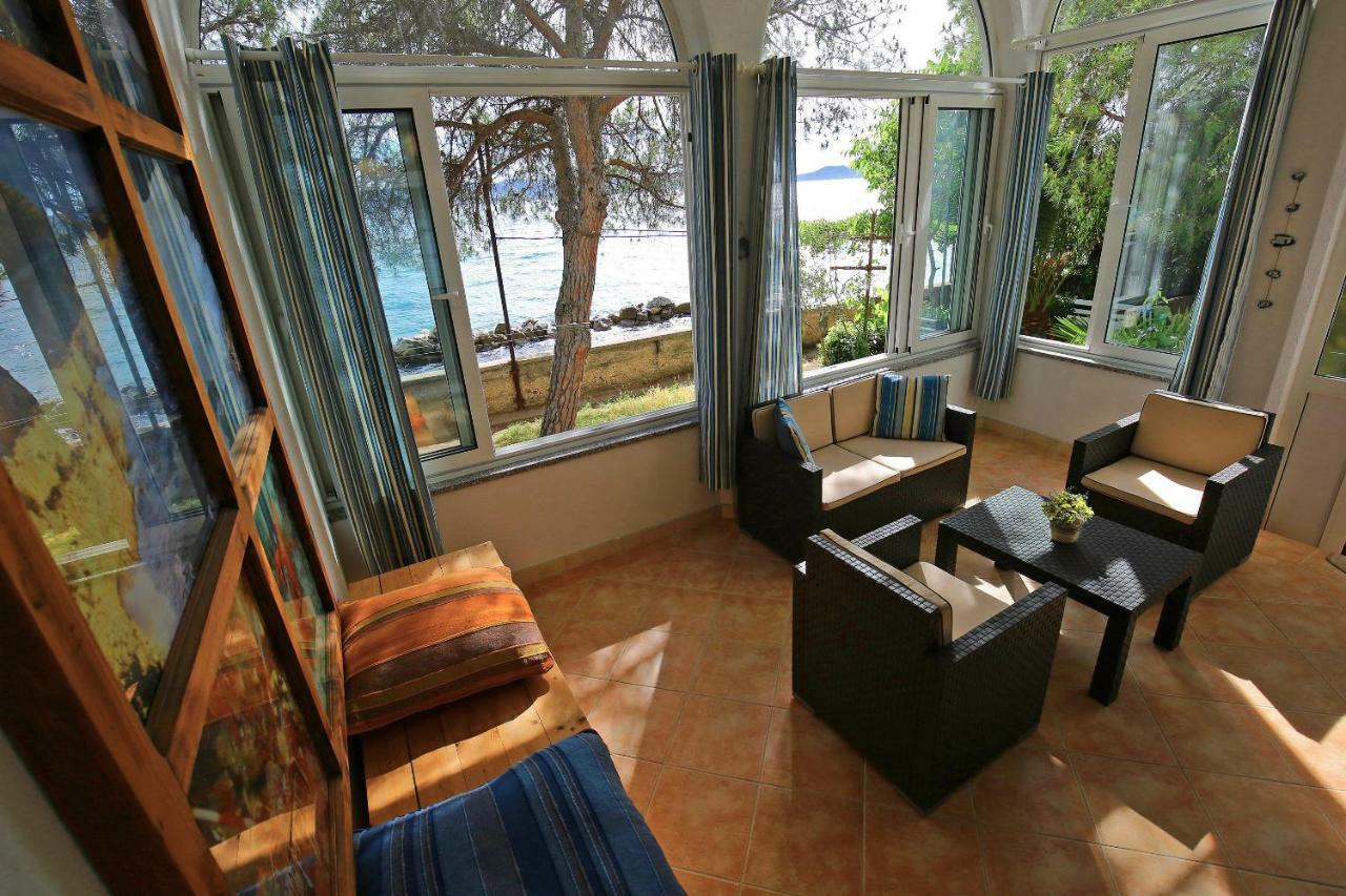 Seafront Beach Apartment - Directly At The Beach ザダル エクステリア 写真